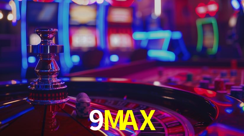 Interfaz de la app móvil 9MAX en un smartphone moderno